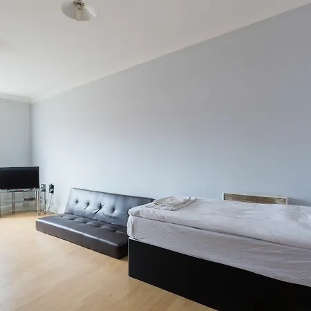 Serviced - The Qube * Birmingham